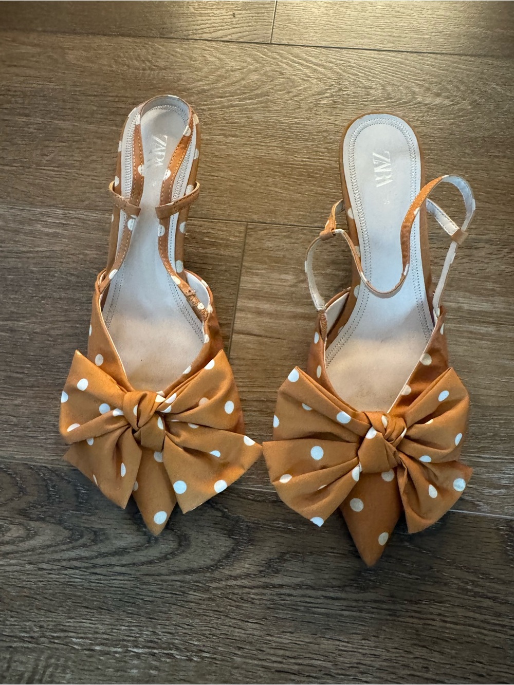 Zara Mustard Polka Dot Bow Slingback Flats - Picture 2 of 11